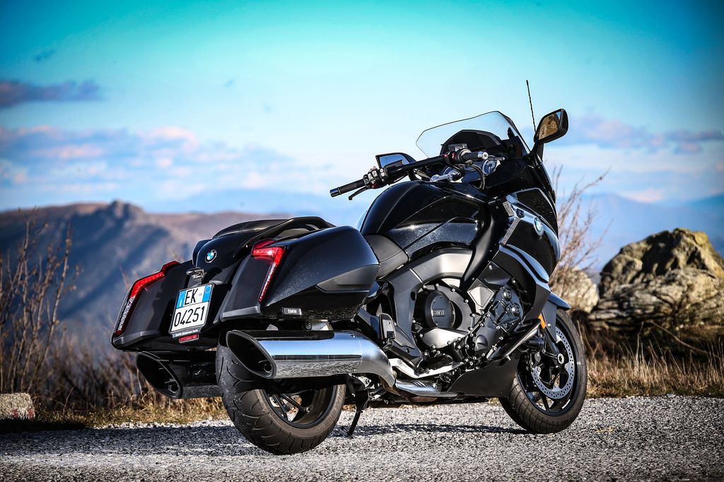 K1600b