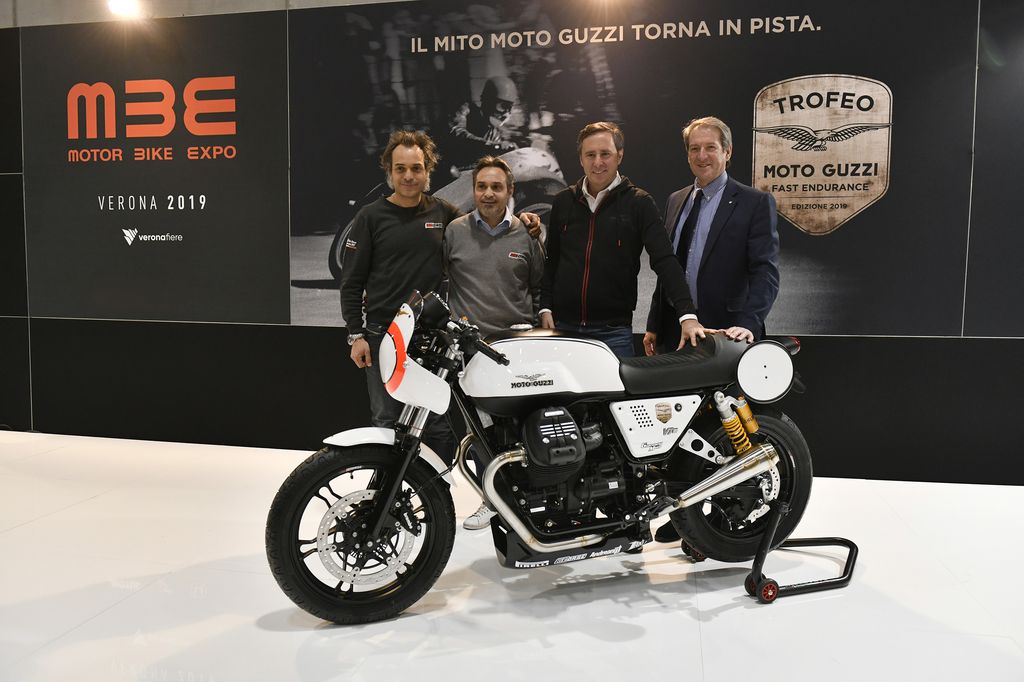 Moto Guzzi Fast Endurance 2019