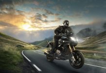 Girare il mondo su due ruote si può, ma ben equipaggiati!